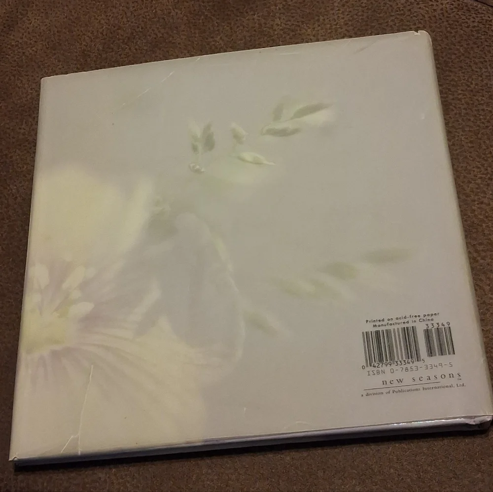 Grandmother Sentiment Book with Floral Design